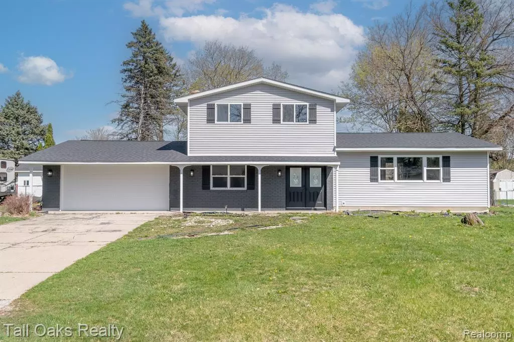 Burton, MI 48509,2222 BLACKTHORN Drive