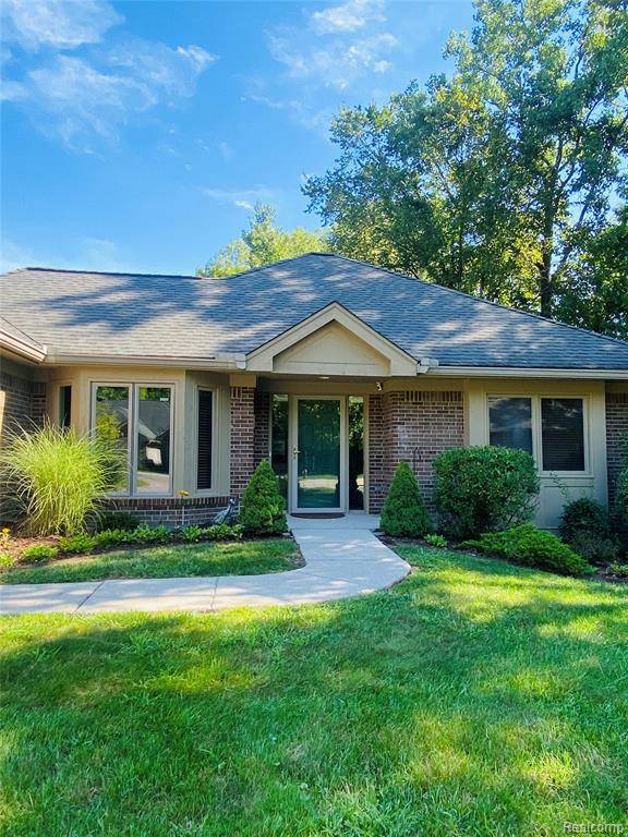 21268 SYCAMORE Court, Farmington Hills, MI 48336