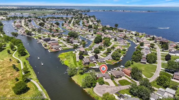 Harrison Twp, MI 48045,37337 LAKESHORE Drive