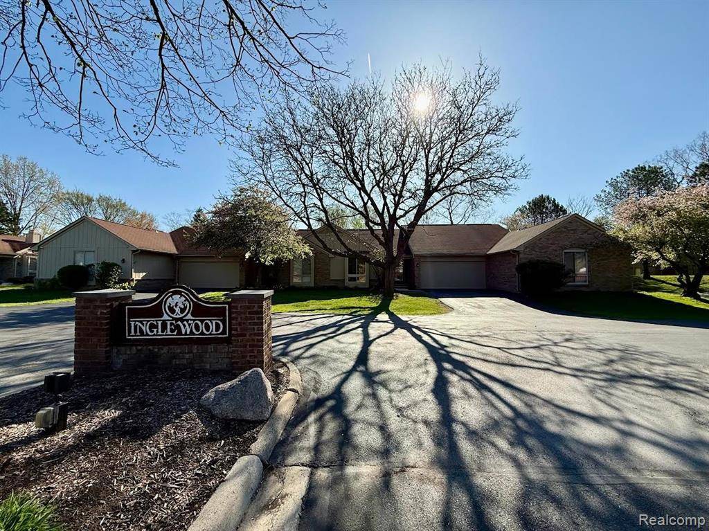 27570 EVERGREEN Road, Lathrup Village, MI 48076