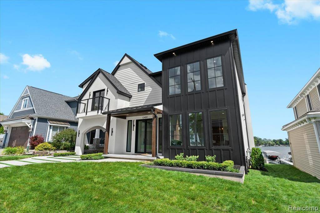 Fenton Twp, MI 48430,13459 HADDON Street