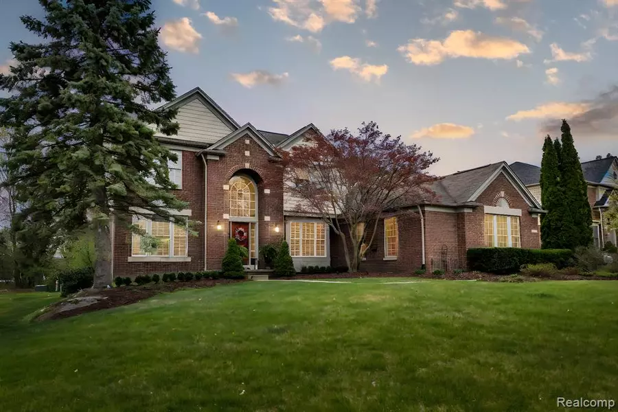 44421 WHITE PINE Circle E, Northville Twp, MI 48168