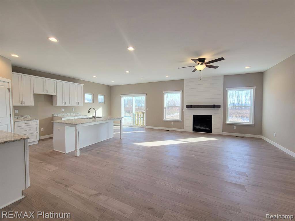 Fenton Twp, MI 48451,13192 Westwinds Drive