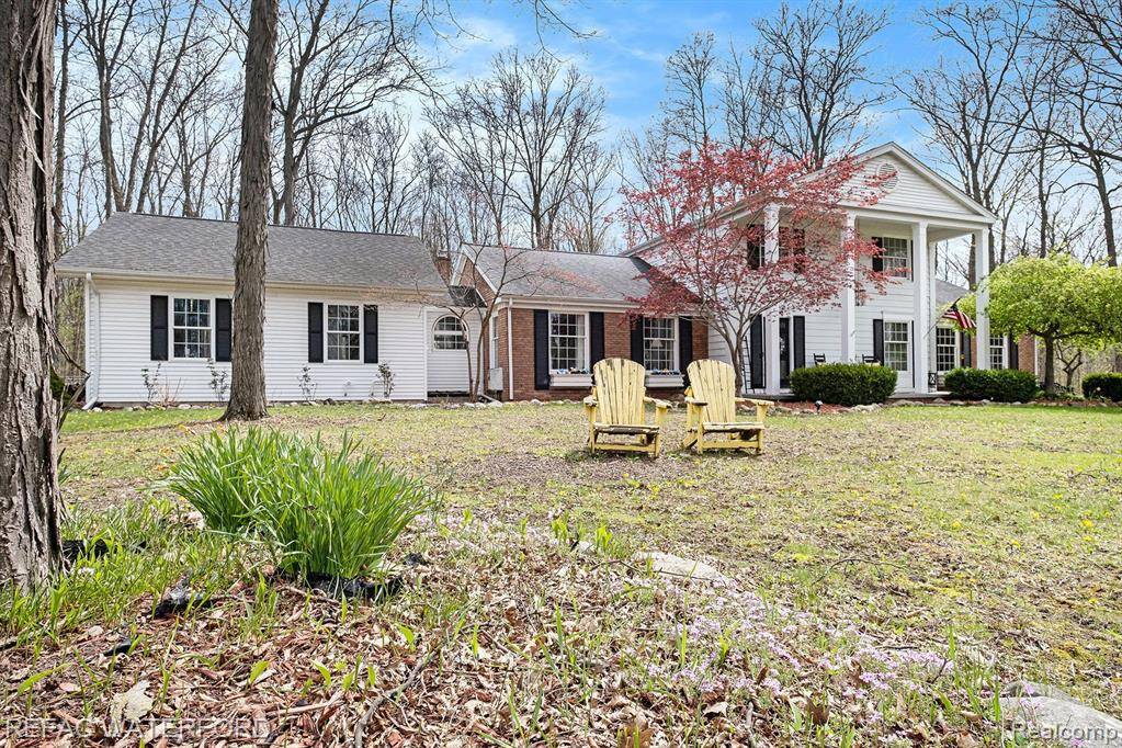 Caledonia Twp, MI 48867,1900 MAPLEWOOD Drive