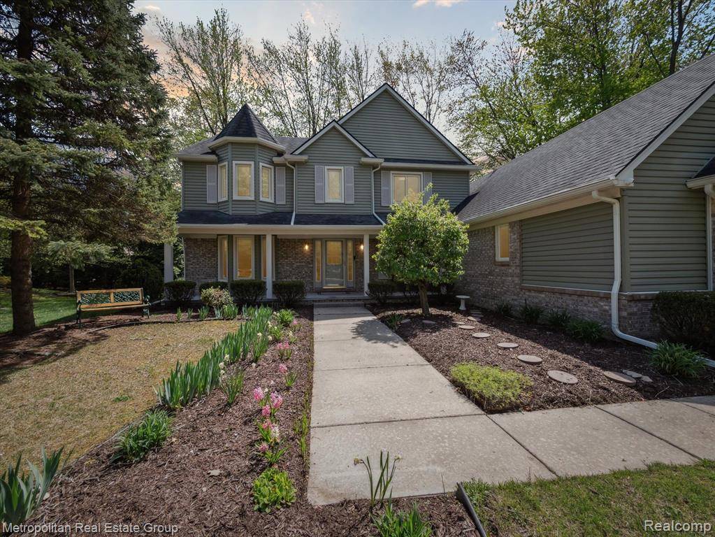 42167 WOODCREEK Lane, Canton Twp, MI 48188