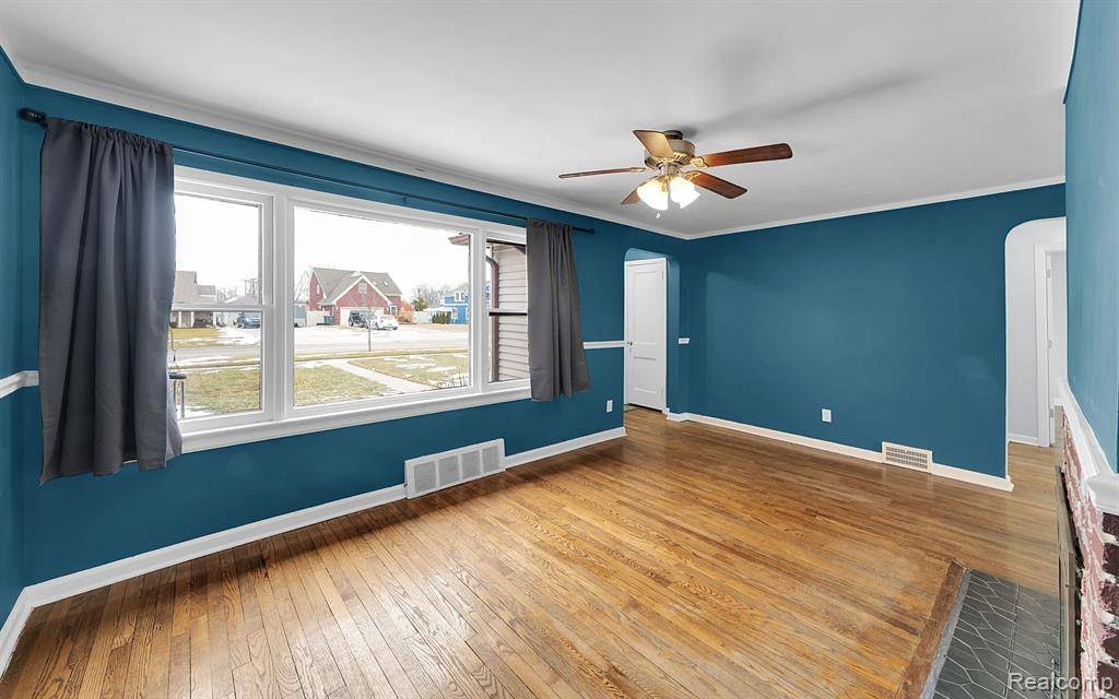 St. Clair Shores, MI 48081,19852 Martin Road