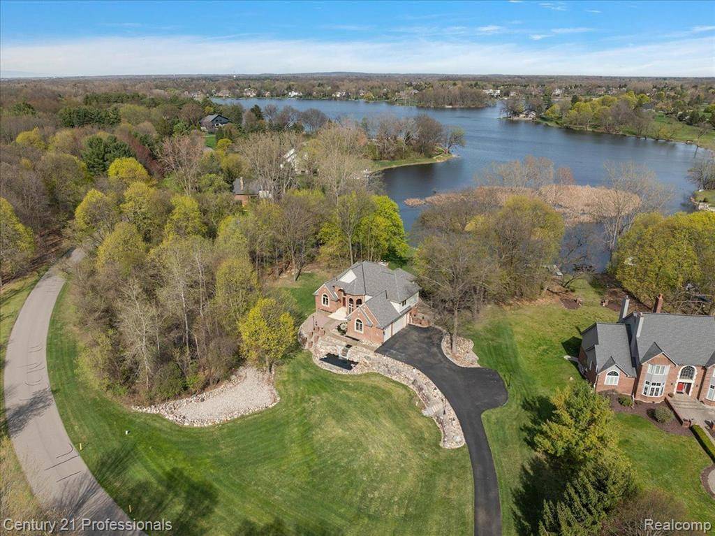 Independence Twp, MI 48348,809 HAWKSMOORE Drive