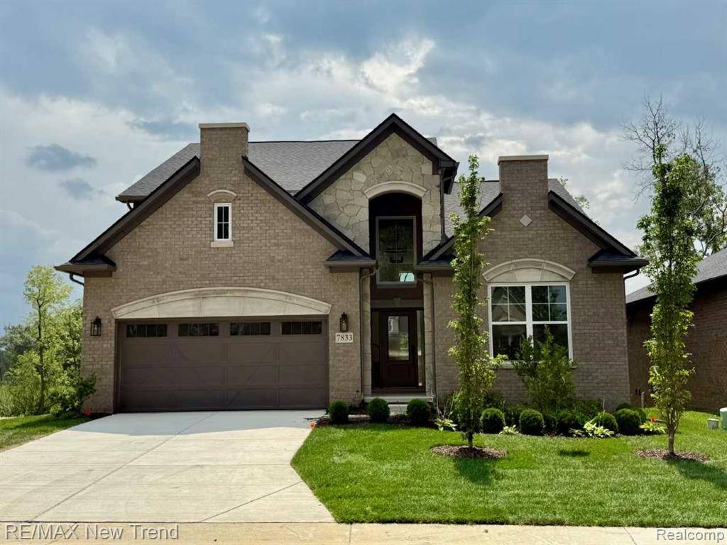7833 Trailside Court, West Bloomfield Twp, MI 48323