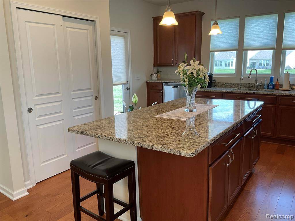 Grand Blanc Twp, MI 48439,9411 SAINT ANDREWS Drive