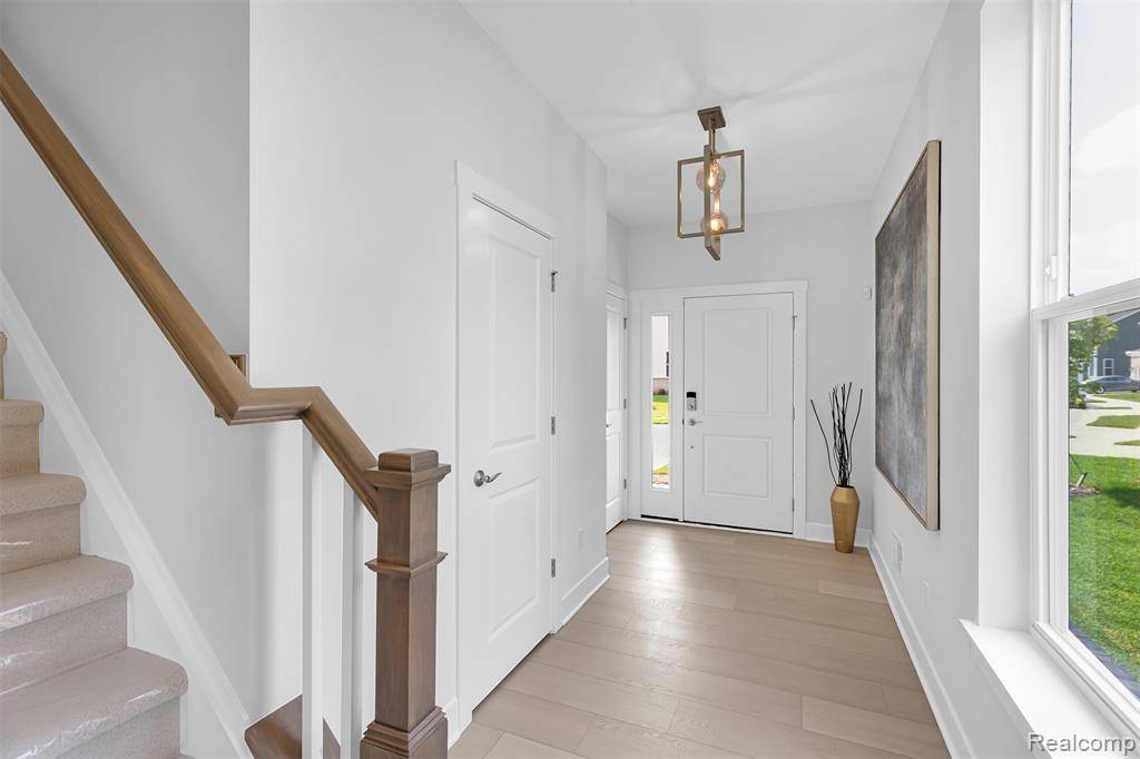 West Bloomfield Twp, MI 48323,5326 Trail Vista Drive