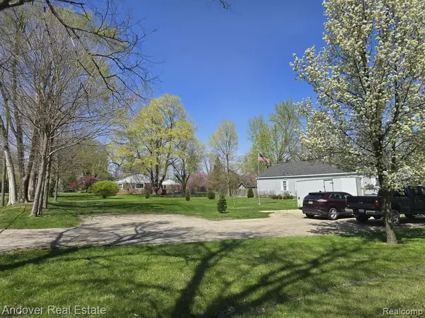 Augusta Twp, MI 48191,10537 WILLIS Road