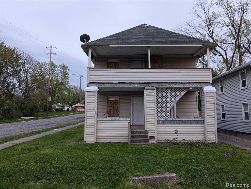 249 W WILSON Avenue, Pontiac, MI 48341