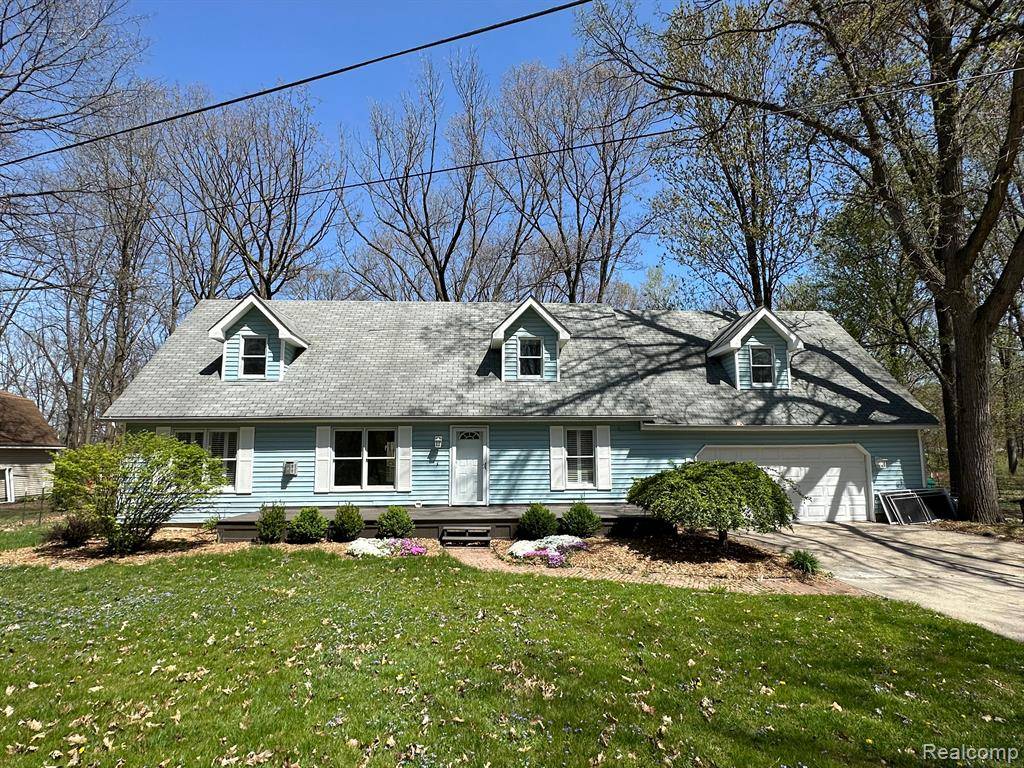 9615 WOODLAND COURT, Ypsilanti Twp, MI 48197
