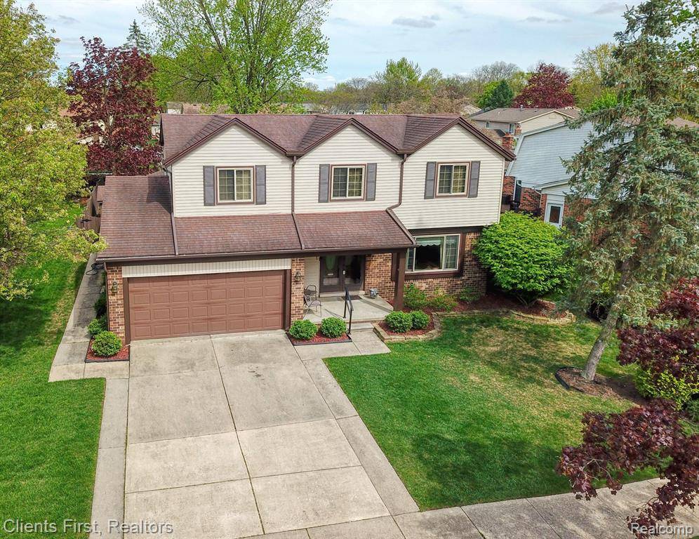 Canton Twp, MI 48188,1471 LEDGEWOOD Drive