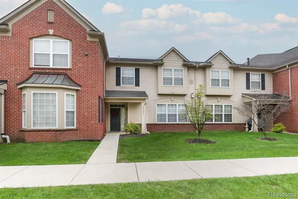 47951 CARDIFF Avenue 118,  Canton Twp,  MI 48188