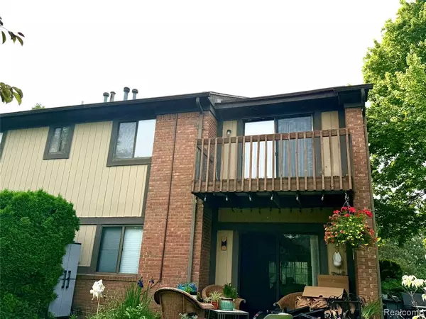 Rochester Hills, MI 48307,1550 MEADOW SIDE Drive 187
