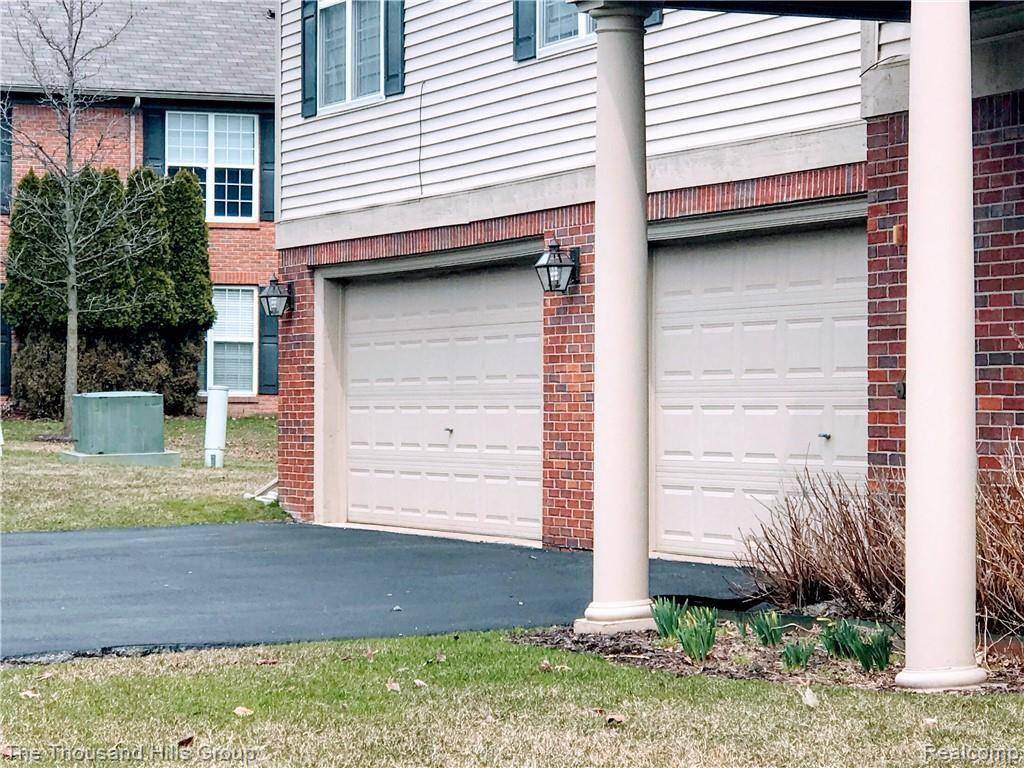 Novi, MI 48377,28476 CARLTON WAY Drive