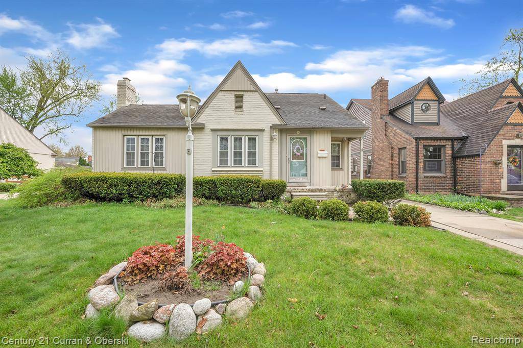 626 N YORK Street, Dearborn, MI 48128
