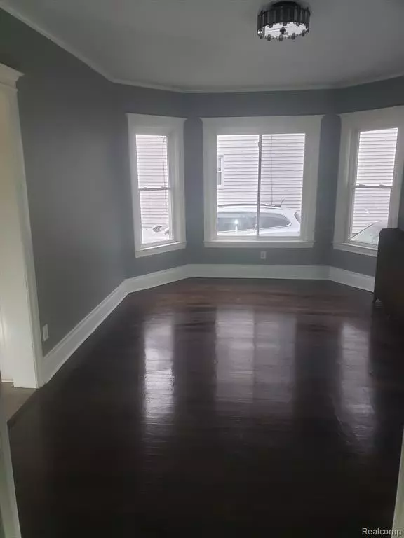 Mt. Clemens, MI 48043,28 FERRIN