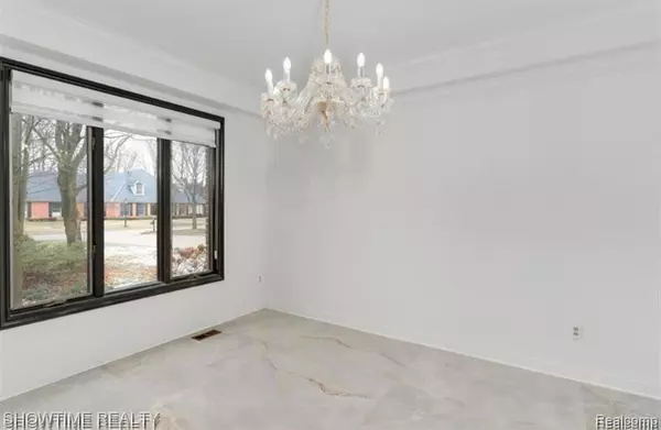 Shelby Twp, MI 48315,53145 ALYSSA Court