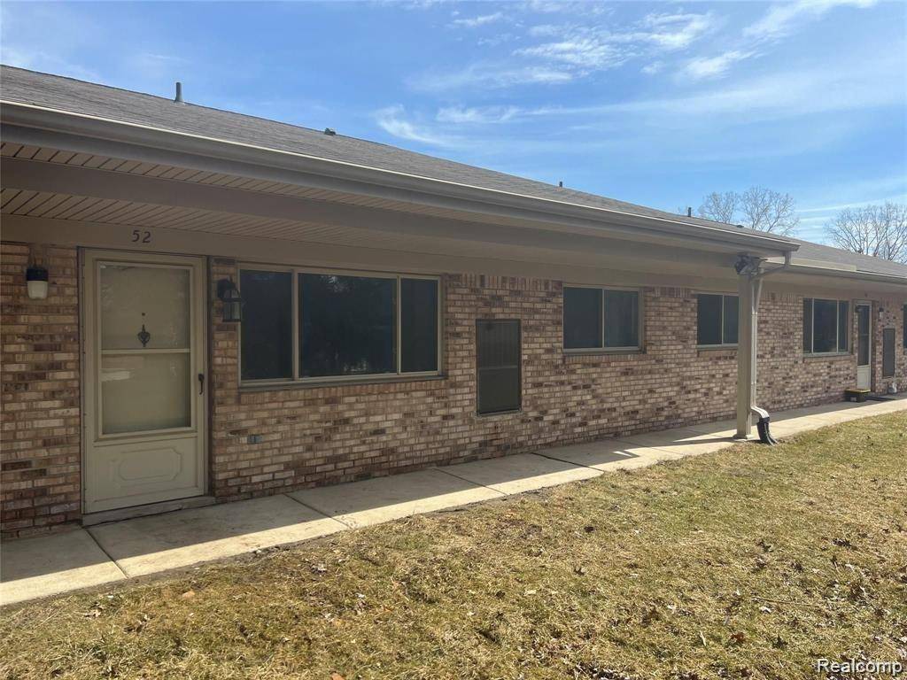 16050 HOLZ Drive 52, Southgate, MI 48195