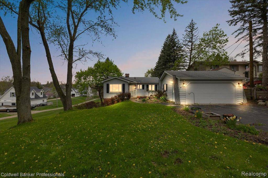 3390 SANDY SHORE Drive, Metamora Twp, MI 48455