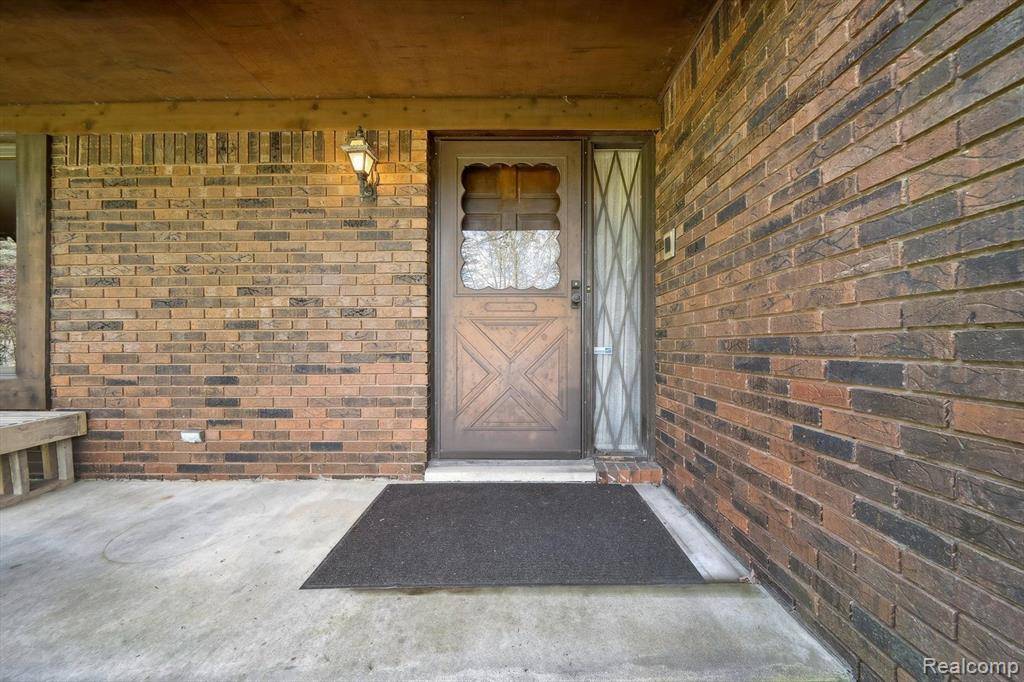 Brandon Twp, MI 48371,5500 SEYMOUR LAKE Road