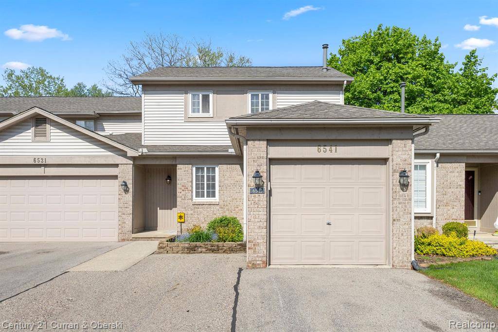 Westland, MI 48185,6541 DEERHURST Drive