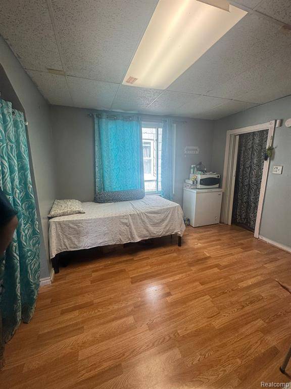 Hamtramck, MI 48212,2340 COMMOR Street