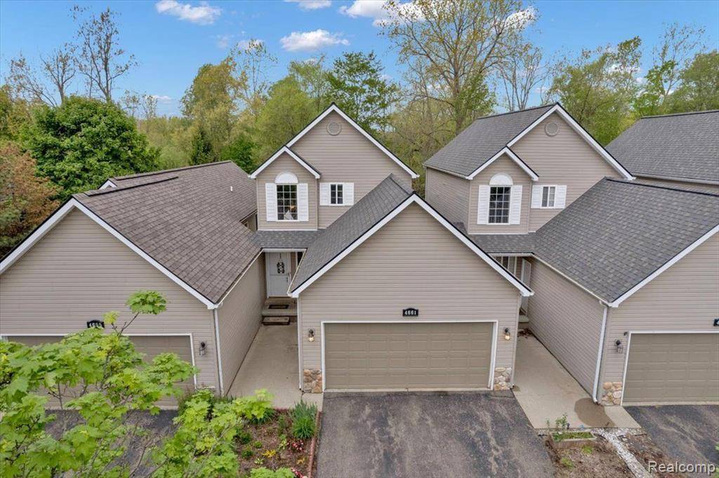 Independence Twp, MI 48346,4661 CHRISTOPHER PINES DRIVE Drive