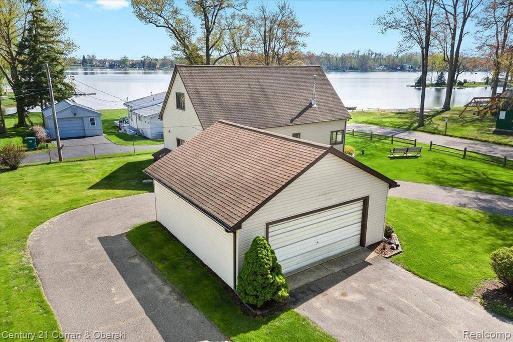 Commerce Twp, MI 48382,1645 Grinshaw Street
