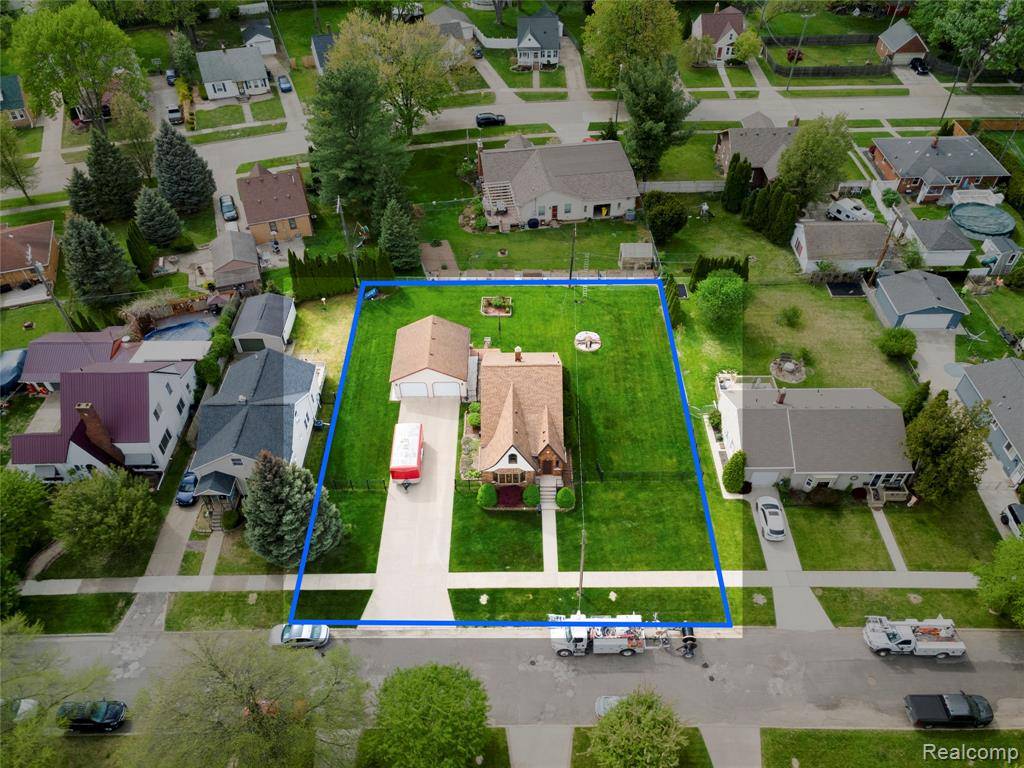 1470 WELLESLEY Drive, Mt. Clemens, MI 48043
