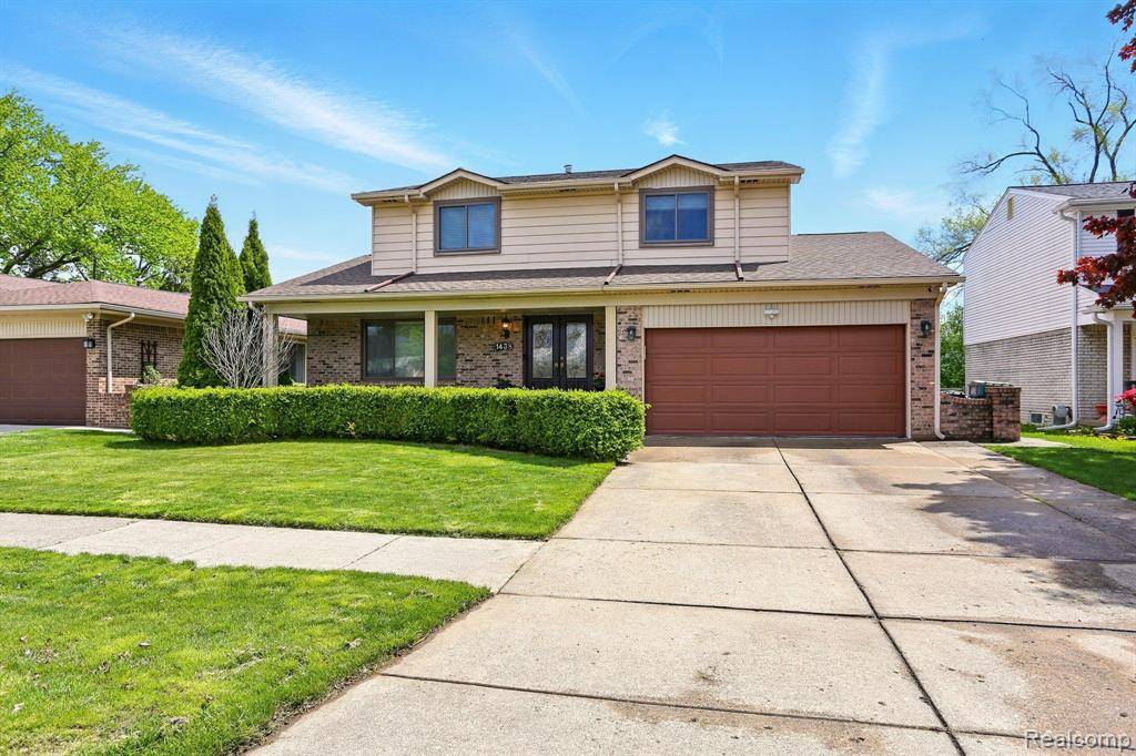 1438 LEAFGREEN Drive, Troy, MI 48083