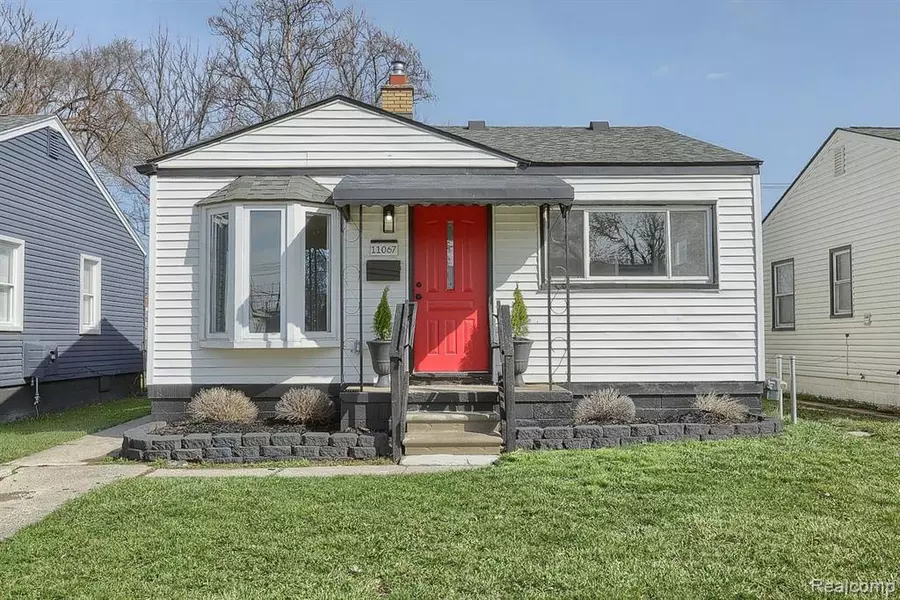 11067 PAIGE Avenue, Warren, MI 48089