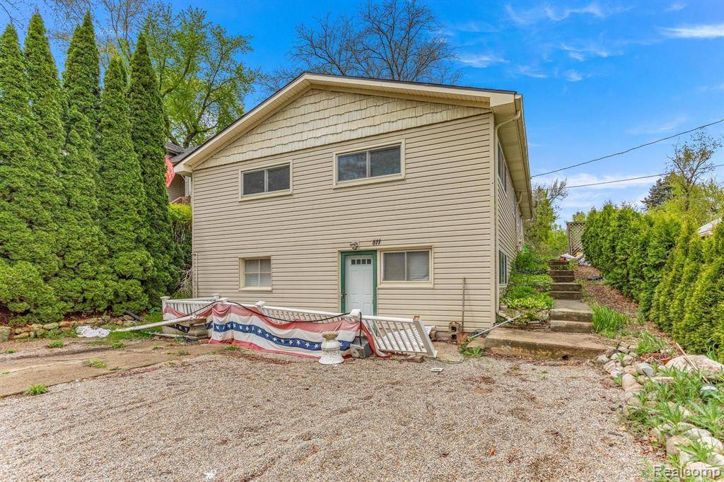 White Lake Twp, MI 48383,811 Elkinford Drive