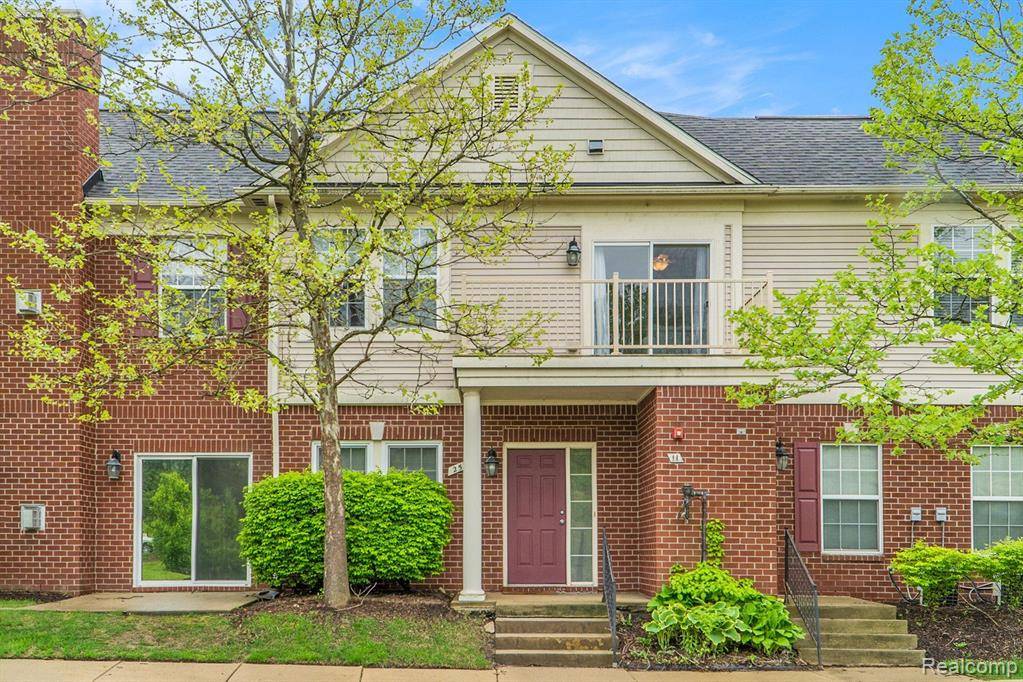 252 CHERRY STONE Drive, Canton Twp, MI 48188