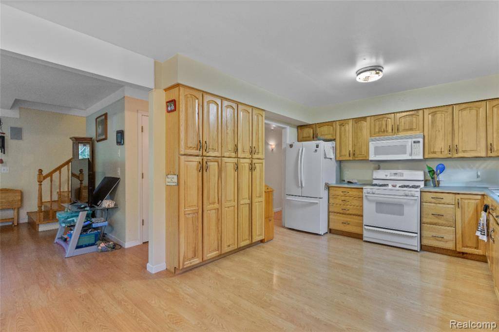 Mills Twp, MI 48756,1412 RIFLE RIVER Drive