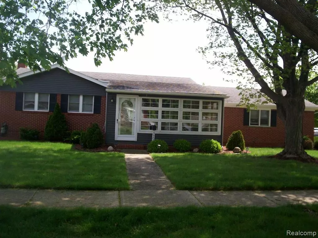 Trenton, MI 48183,3987 HIGHVIEW Street