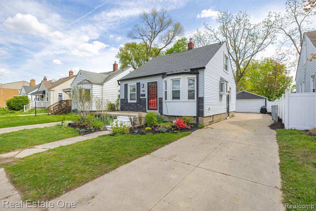 Ferndale, MI 48220,1418 E 10 MILE Road