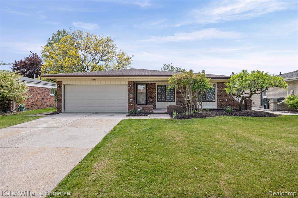 Sterling Heights, MI 48312,13488 KINGSVILLE Drive
