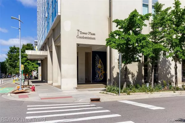 Ann Arbor, MI 48104,555 E WILLIAM Street 7G