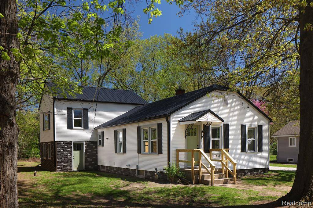 133 AVON Drive, Bedford Twp, MI 49037