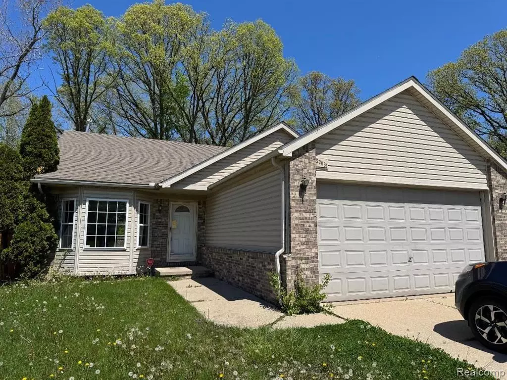 Clinton Twp, MI 48035,22031 LAUREL Street