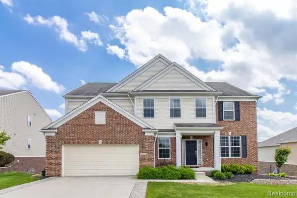 58629 WINNOWING Circle S,  South Lyon,  MI 48178