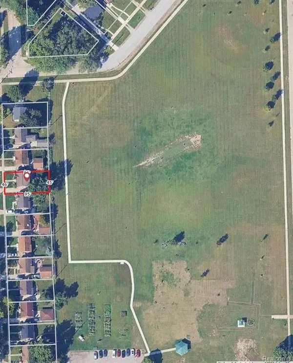 Redford Twp, MI 48239,9608 MERCEDES