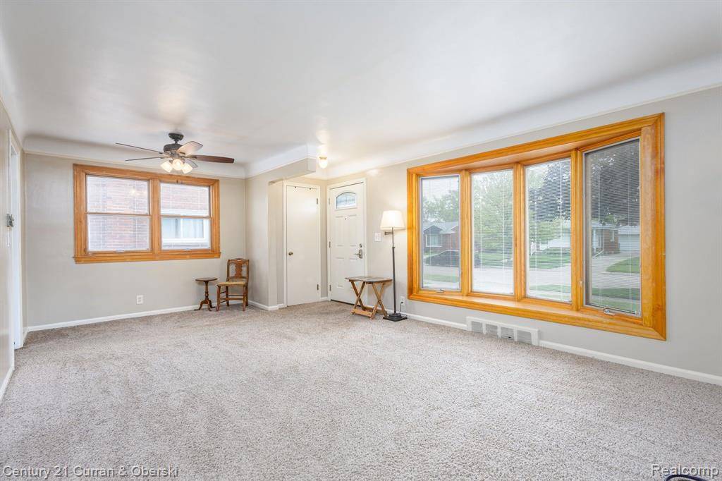 Trenton, MI 48183,1894 Pinetree Drive