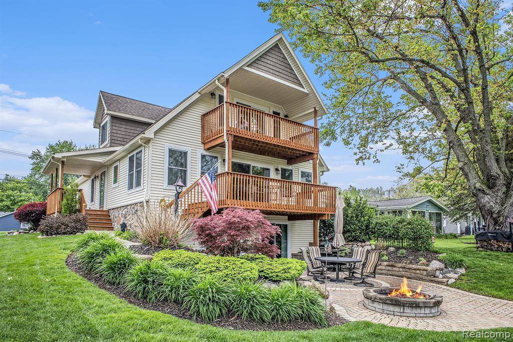 10863 COLONY Road, Putnam Twp, MI 48169