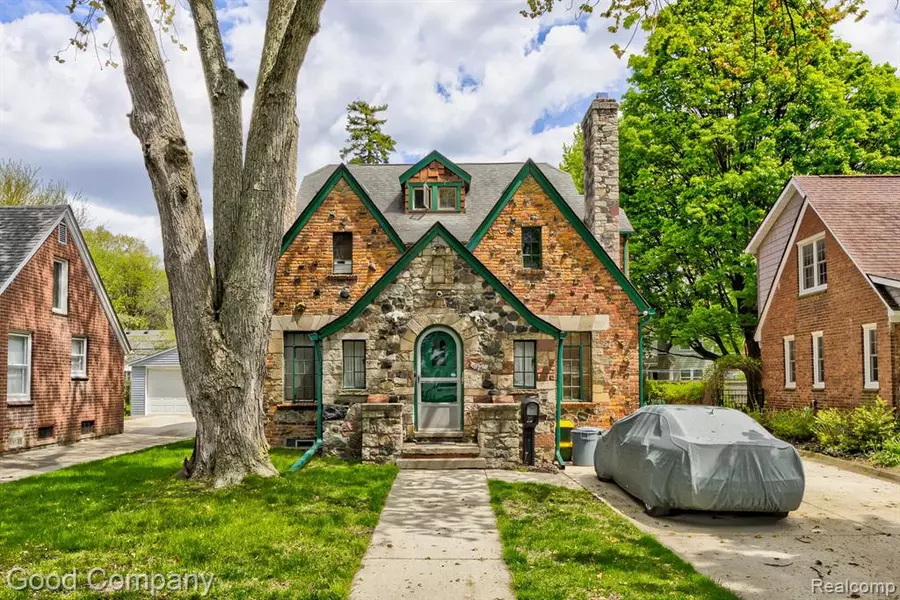637 S CONNECTICUT Unit 2, Royal Oak, MI 48067
