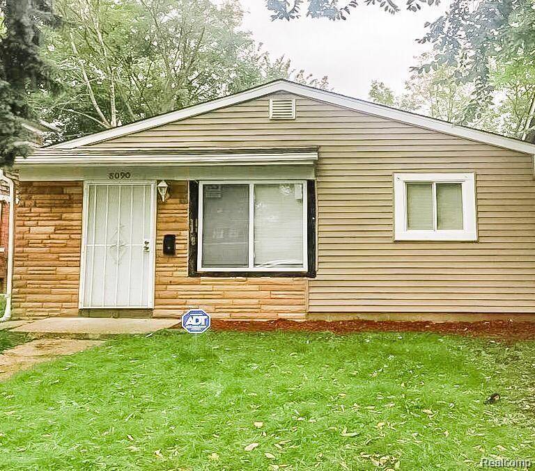 8090 ROBSON Street, Detroit, MI 48228
