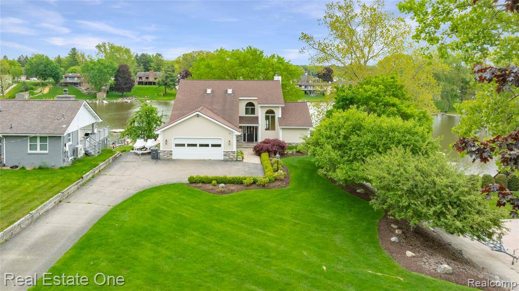 Elba Twp, MI 48455,3882 LAKE LAPEER Drive